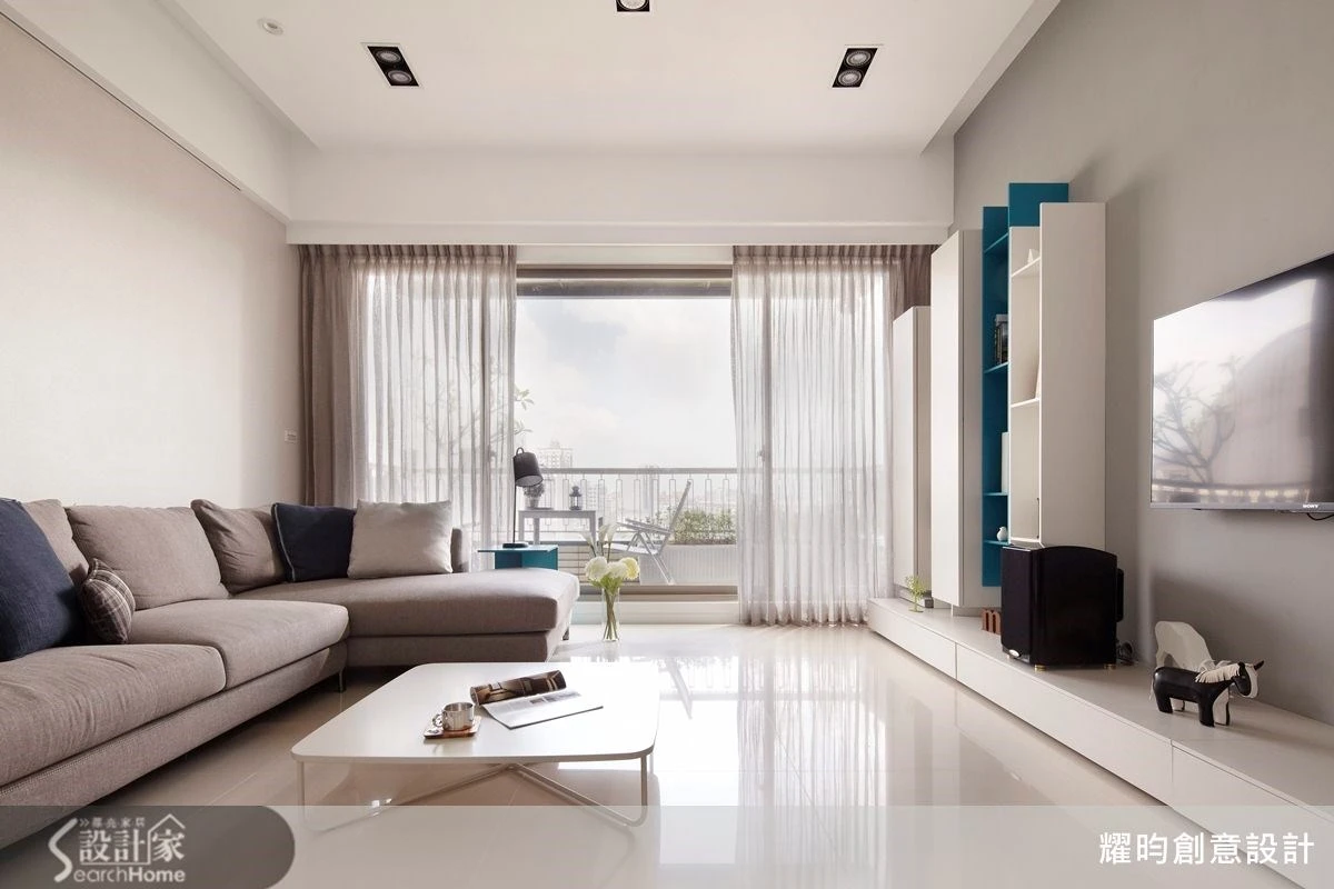 在 3 房 2 廳 34 坪簡約風美宅　邀陽光共享下午茶