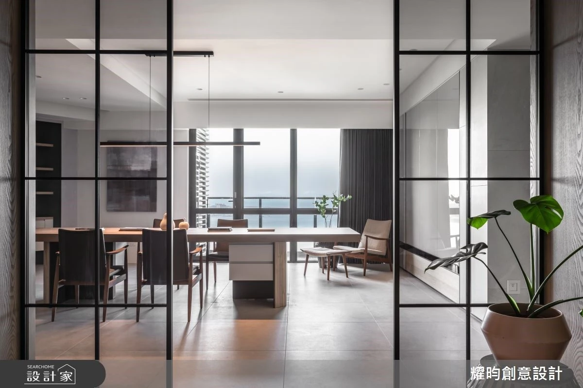 把預算放對位置！50坪中古屋翻新北歐風度假宅，有山有水好詩意