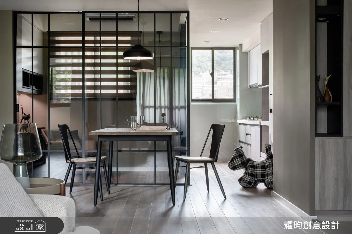 單身工程師住的好舒服！莫蘭迪色X玻璃屋，讓北歐風家屋釋放清爽無壓療癒力