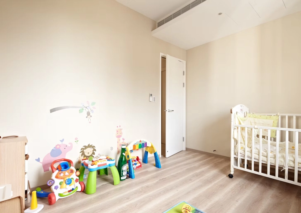 西岸曦 sun from west coast