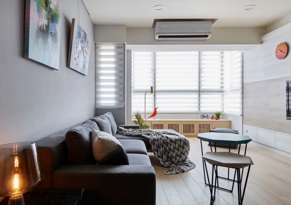 湖光深色 river side view