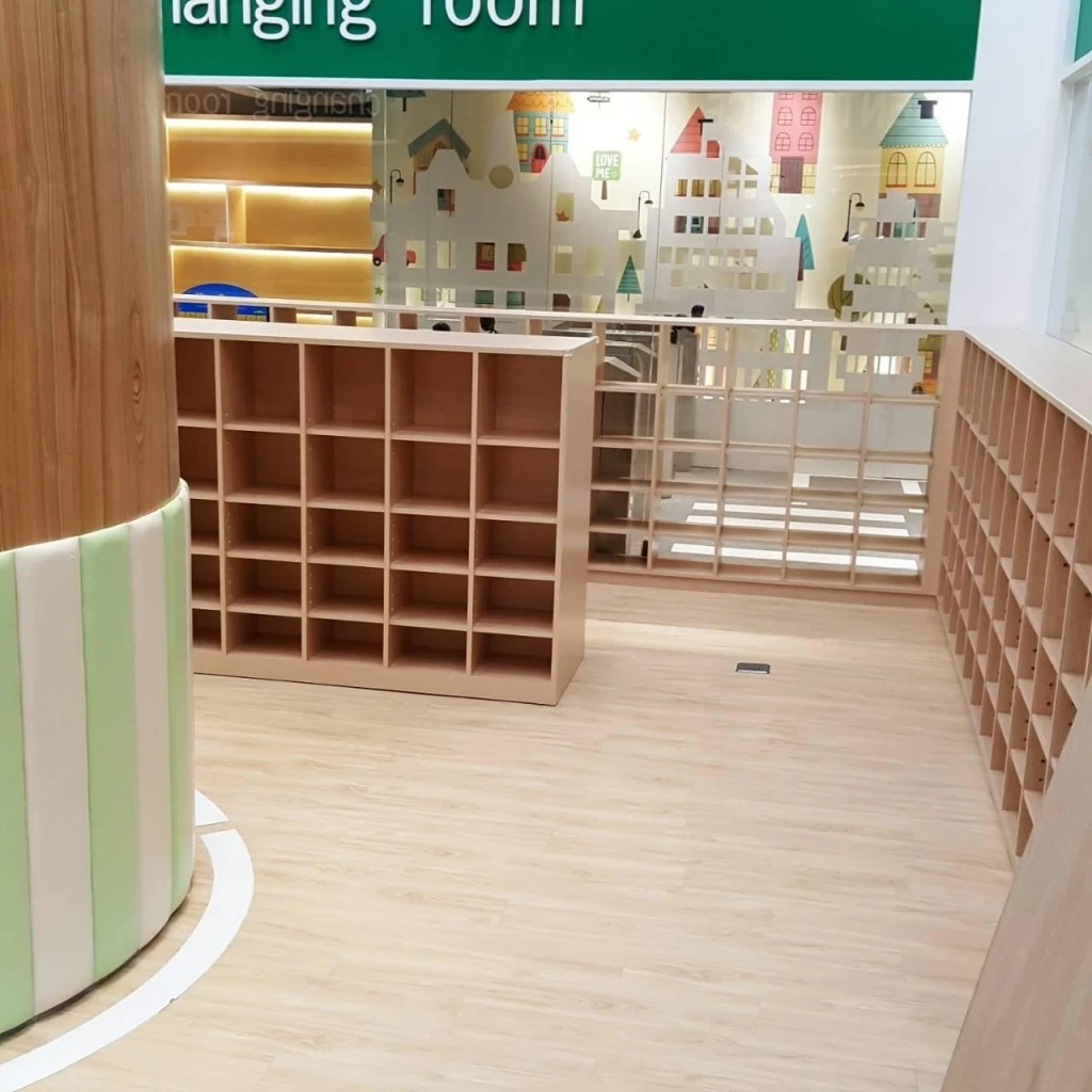 (二)塑膠地板