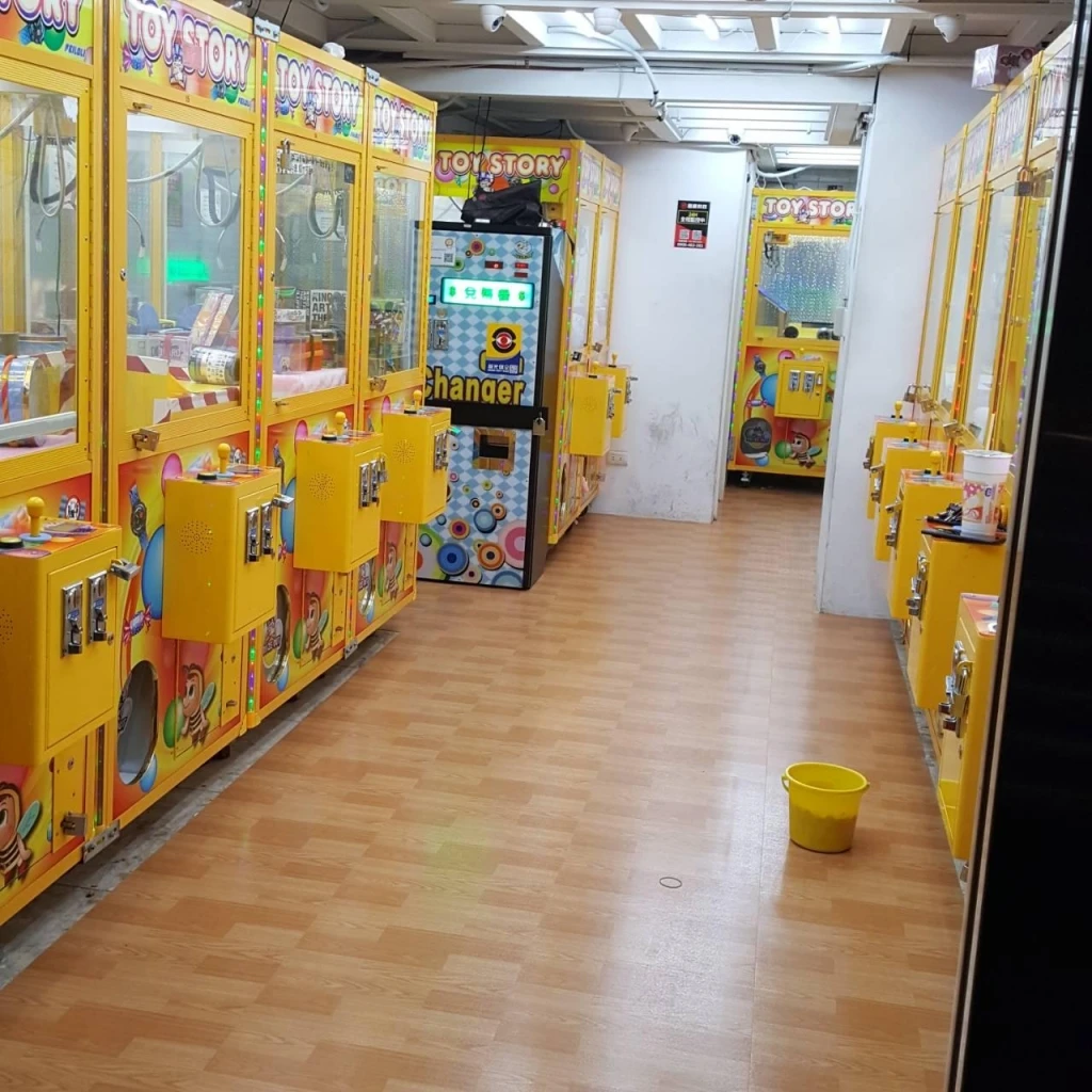 (二)塑膠地板