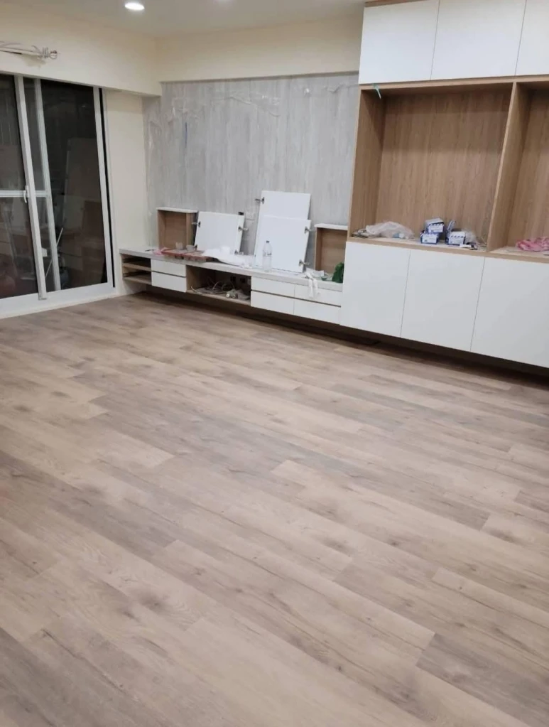 (五)卡扣式地板