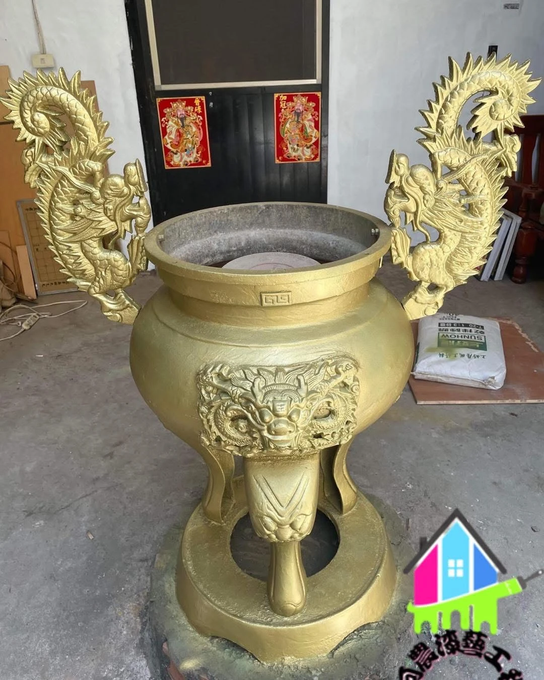 廟宇天公爐噴漆翻新