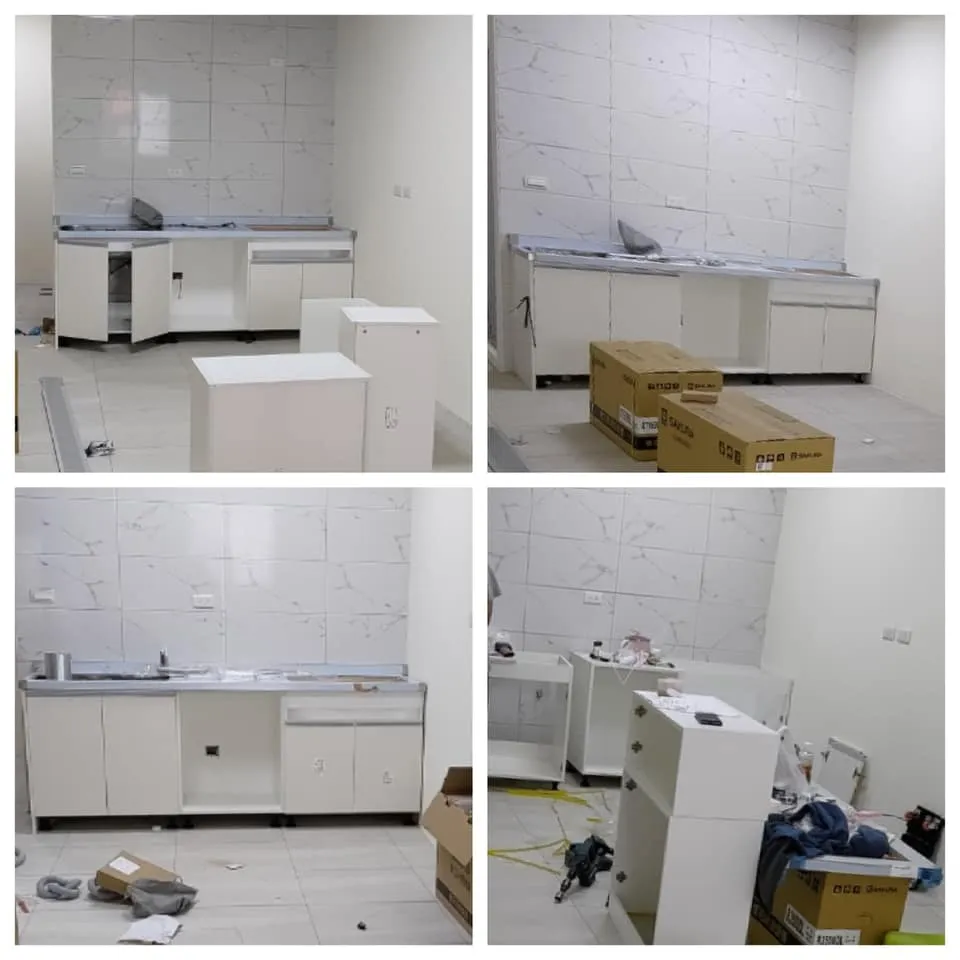 四套一模一樣的廚具