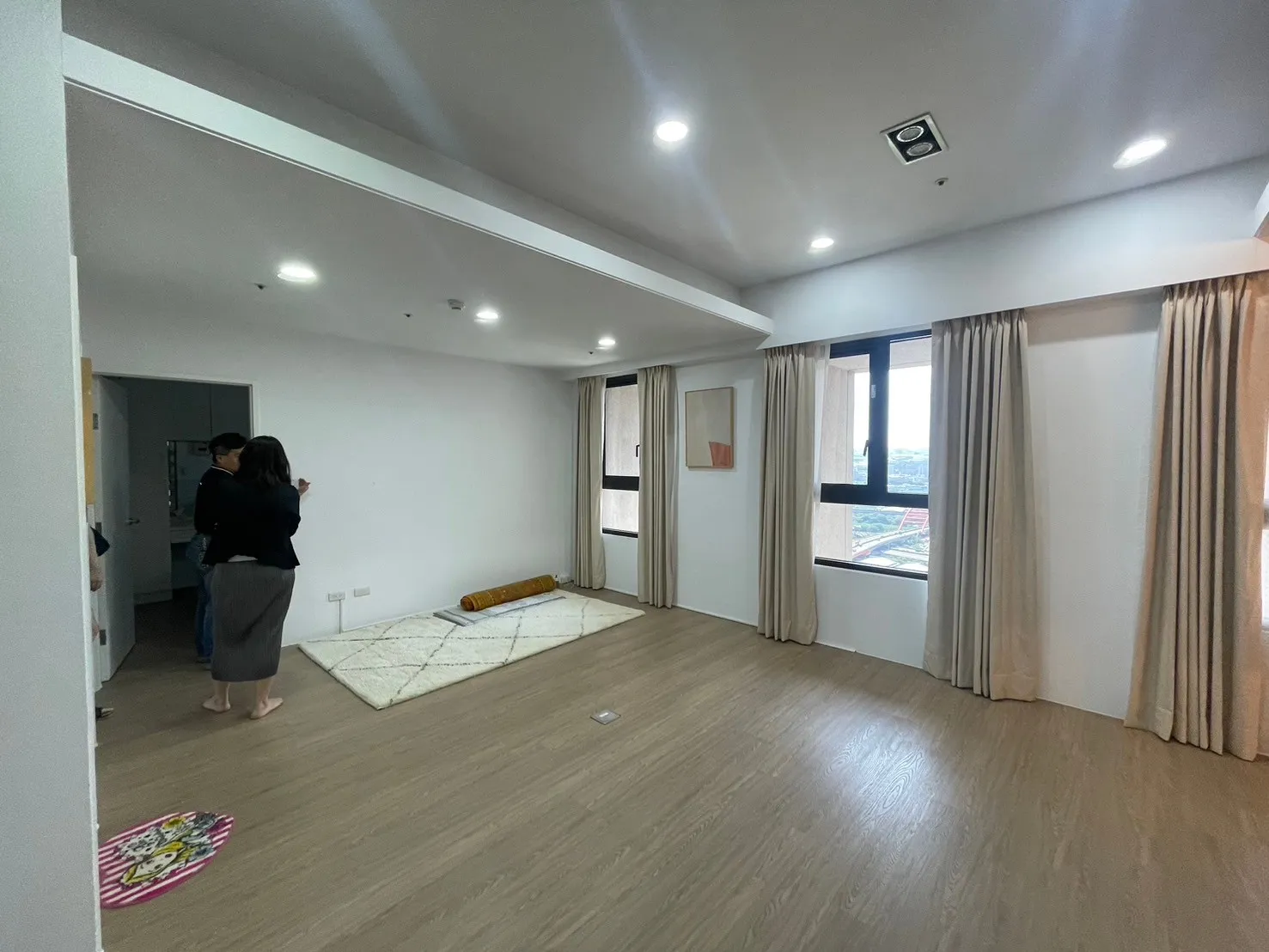 原本只有兩房的小豪宅要改成三房