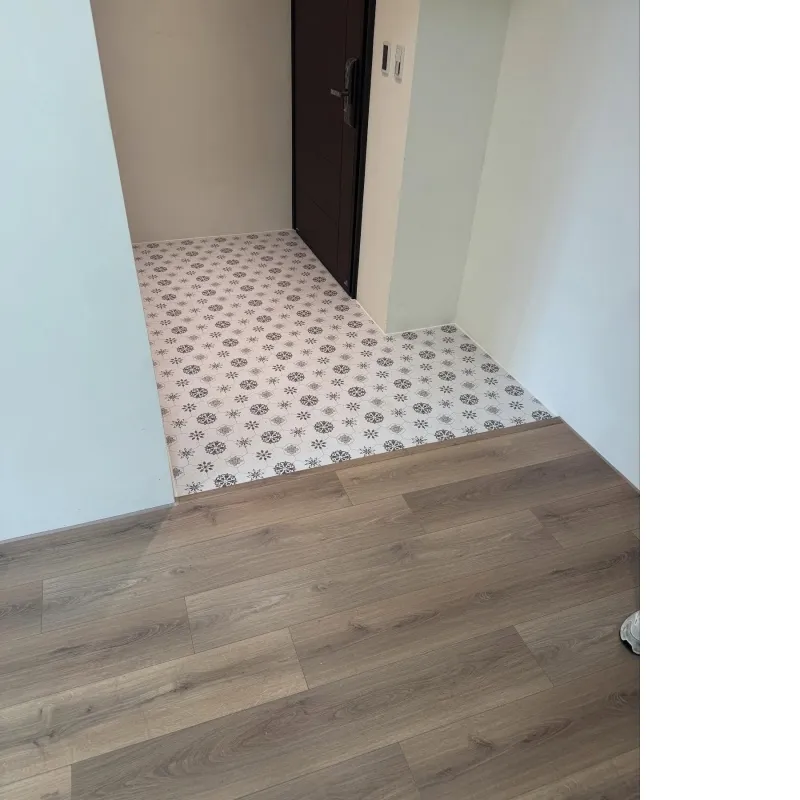 世界花園-台中木地板安裝|台中超耐磨木地板