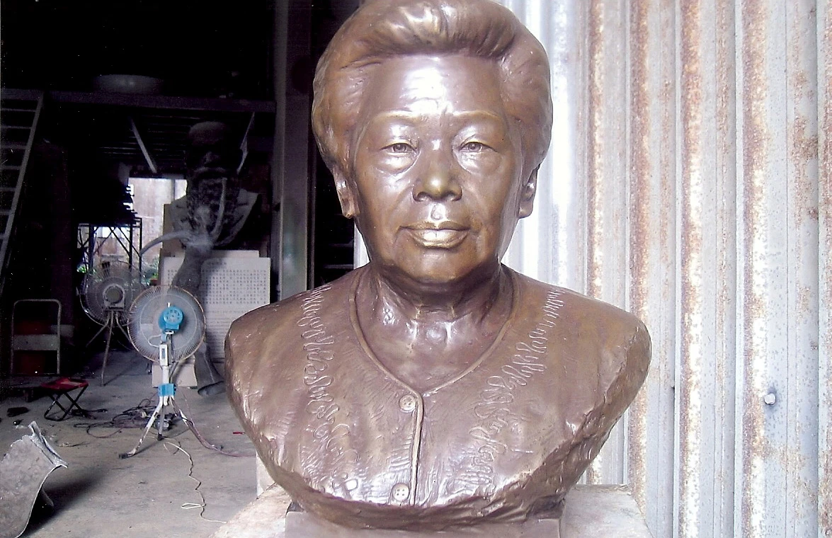 銅像