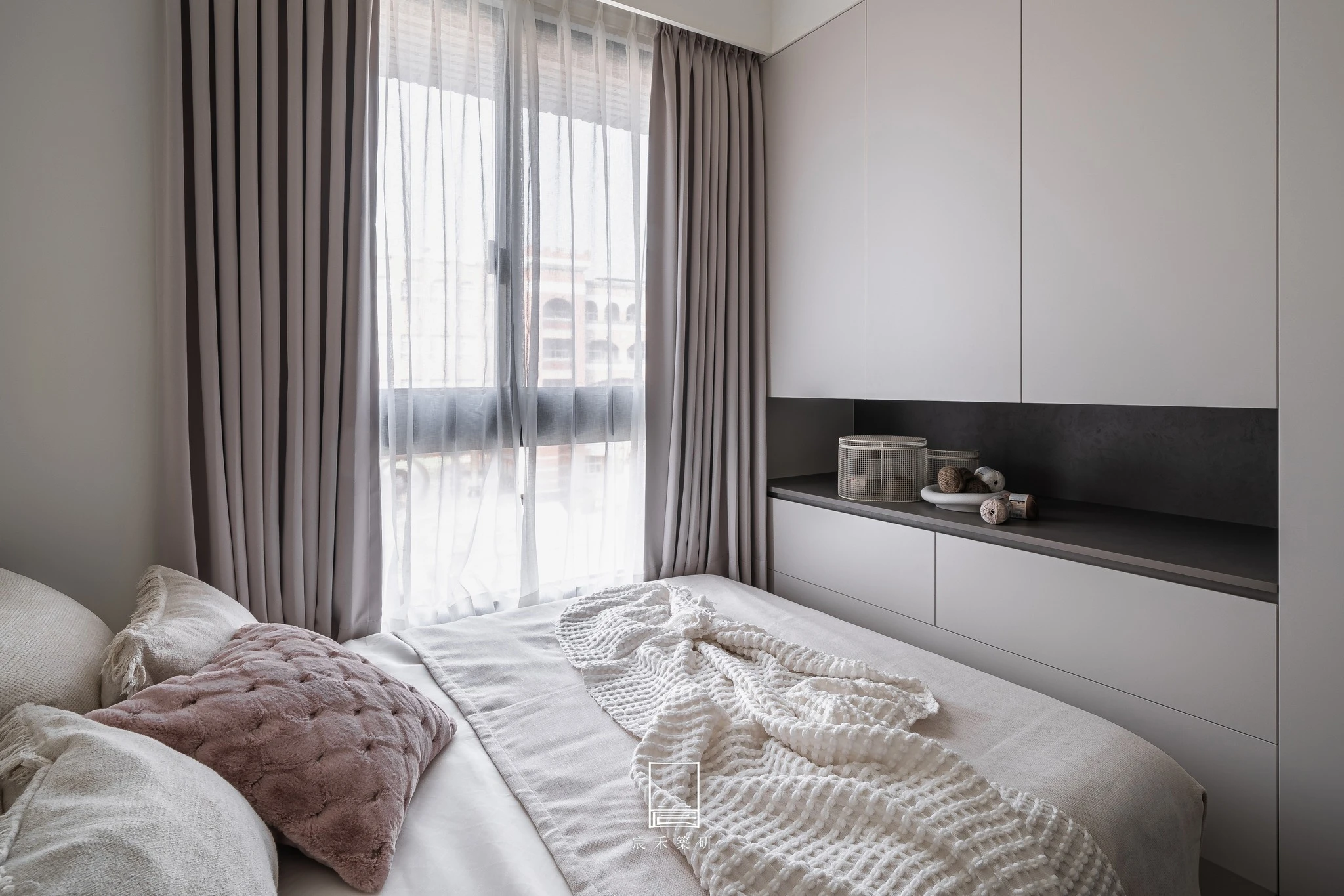 晨心初照．和心共築