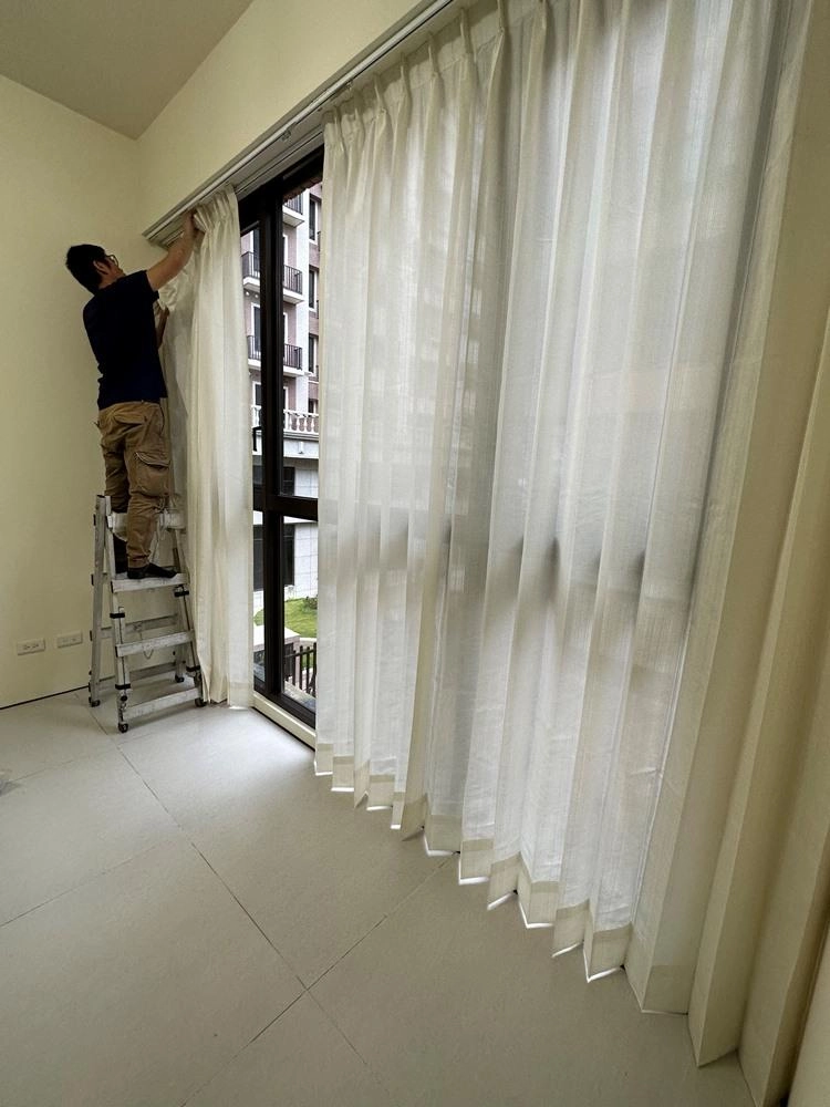 大園區窗簾｜大園客運園區窗簾、捲簾安裝