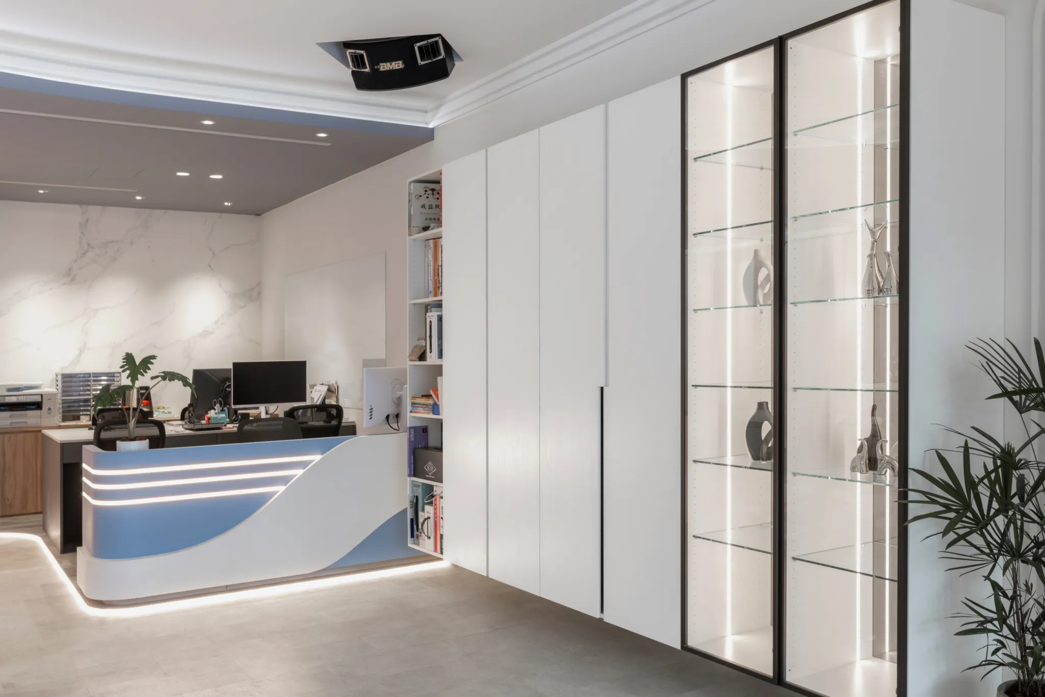 五股成泰路辦公展間