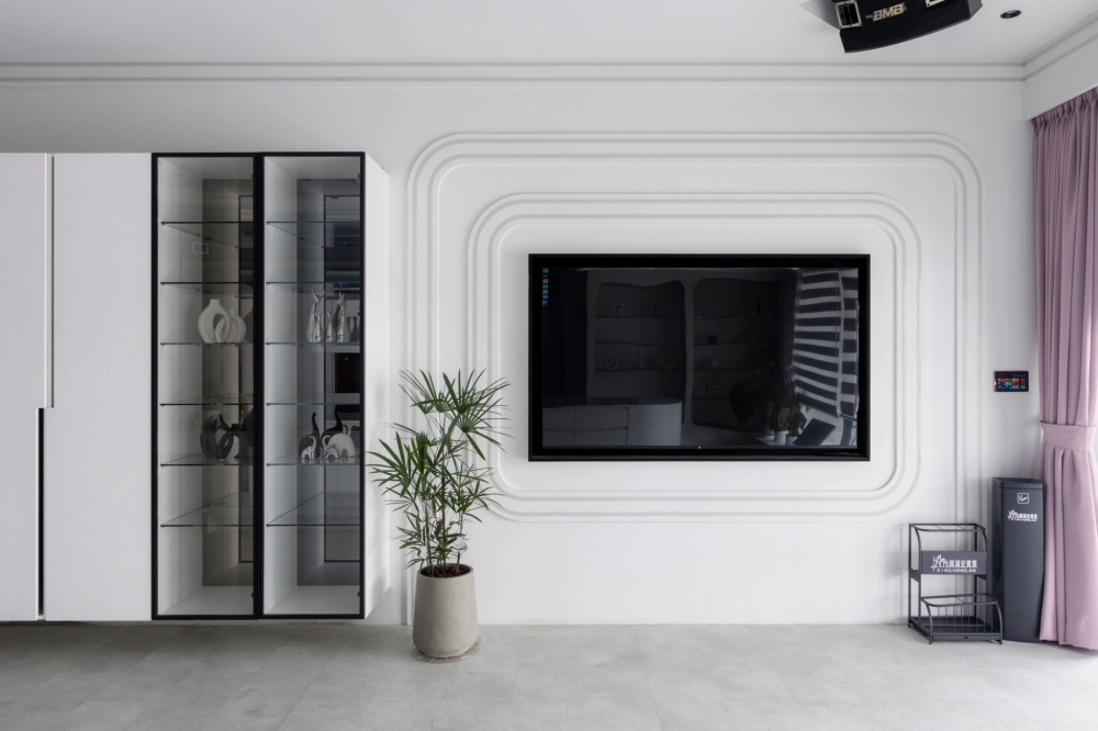 五股成泰路辦公展間