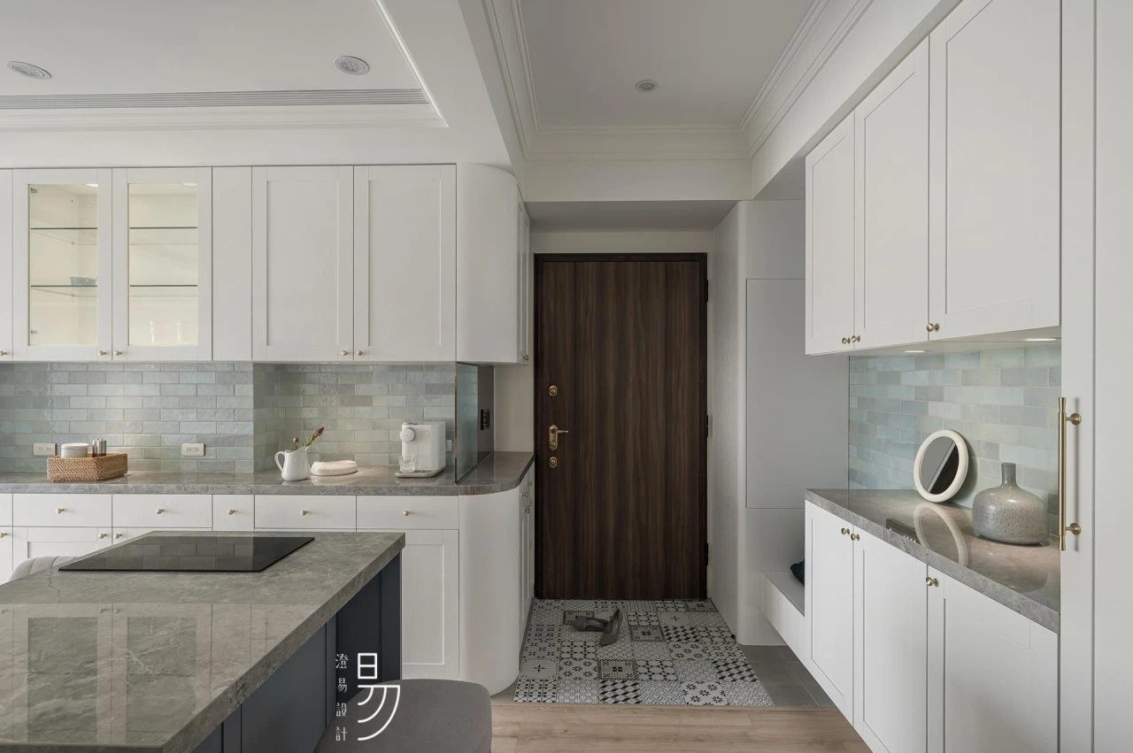 Sunny In November 十一月晴