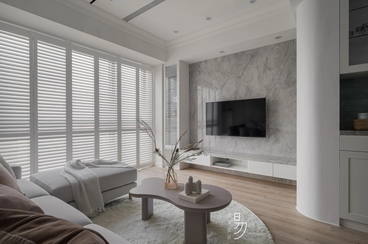 Sunny In November 十一月晴