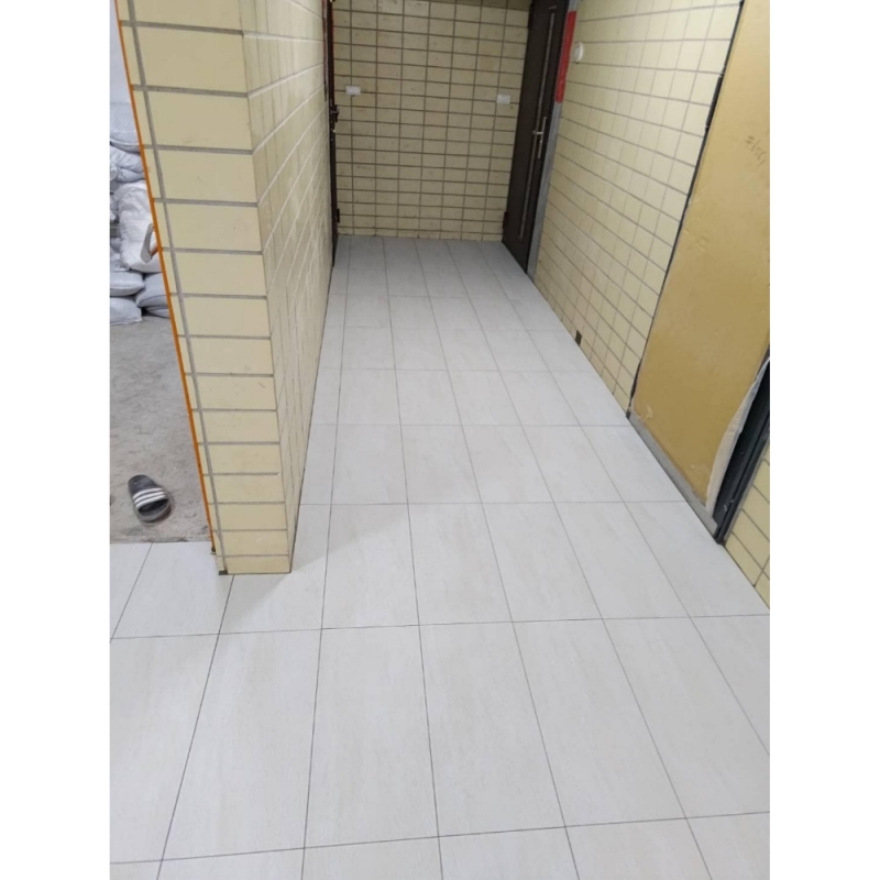 成功國宅公區域地磚重鋪-老屋翻新設計/台北老屋翻新設計/新店老屋翻新設計