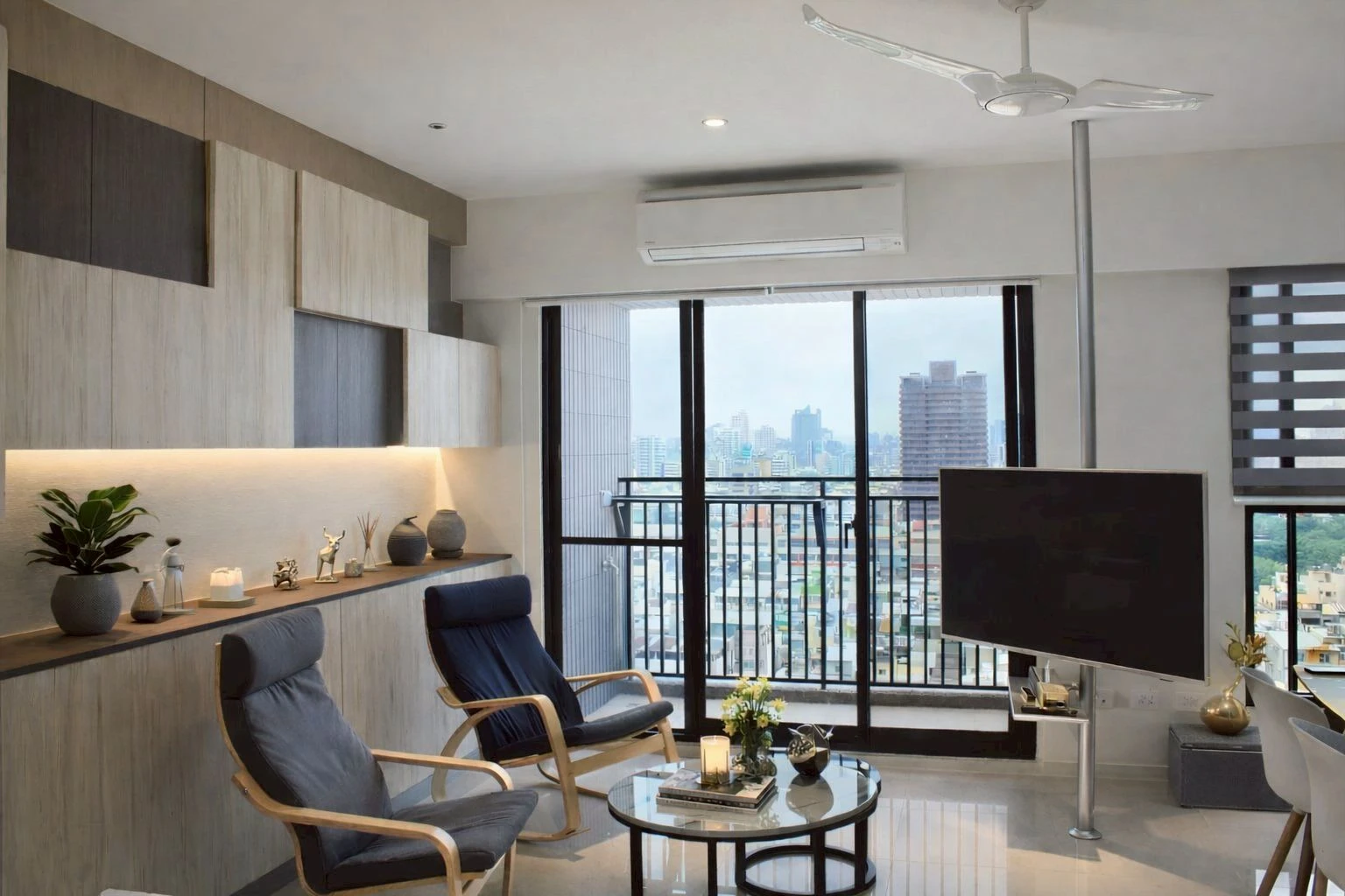 暖白木質 × 自然留白