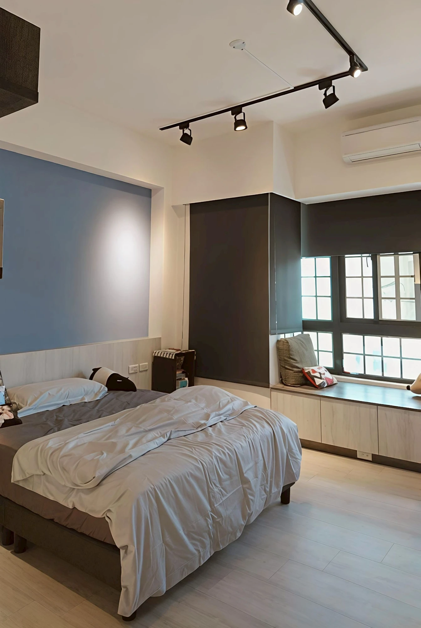 暖白木質 × 自然留白