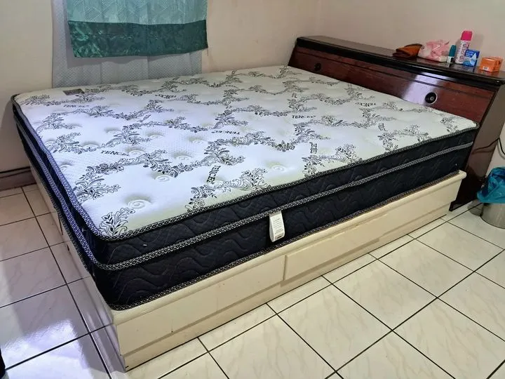 一體成型5cm高純度天然乳膠｜台北乳膠床墊訂製｜台北乳膠床墊