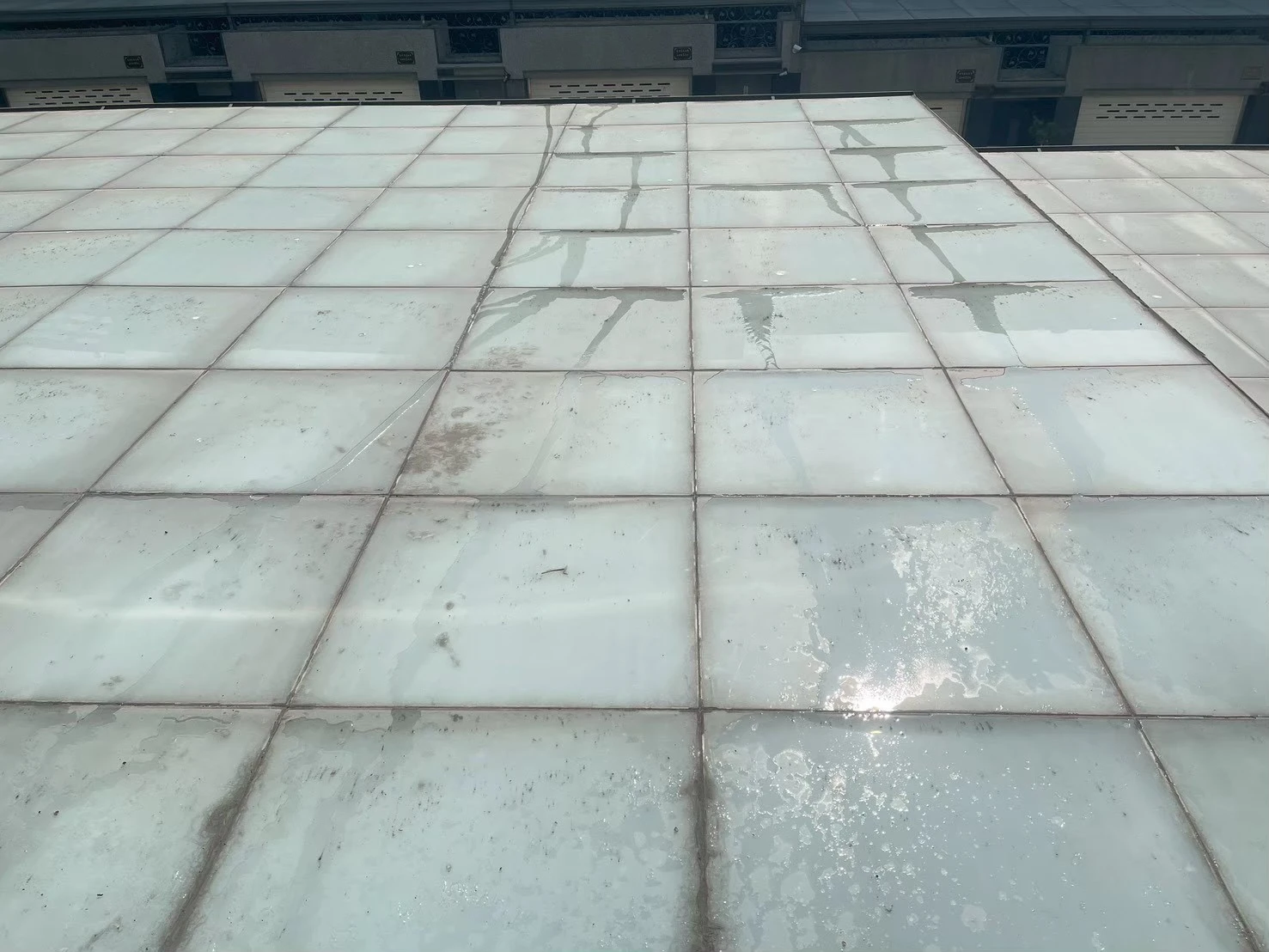 採光罩清潔