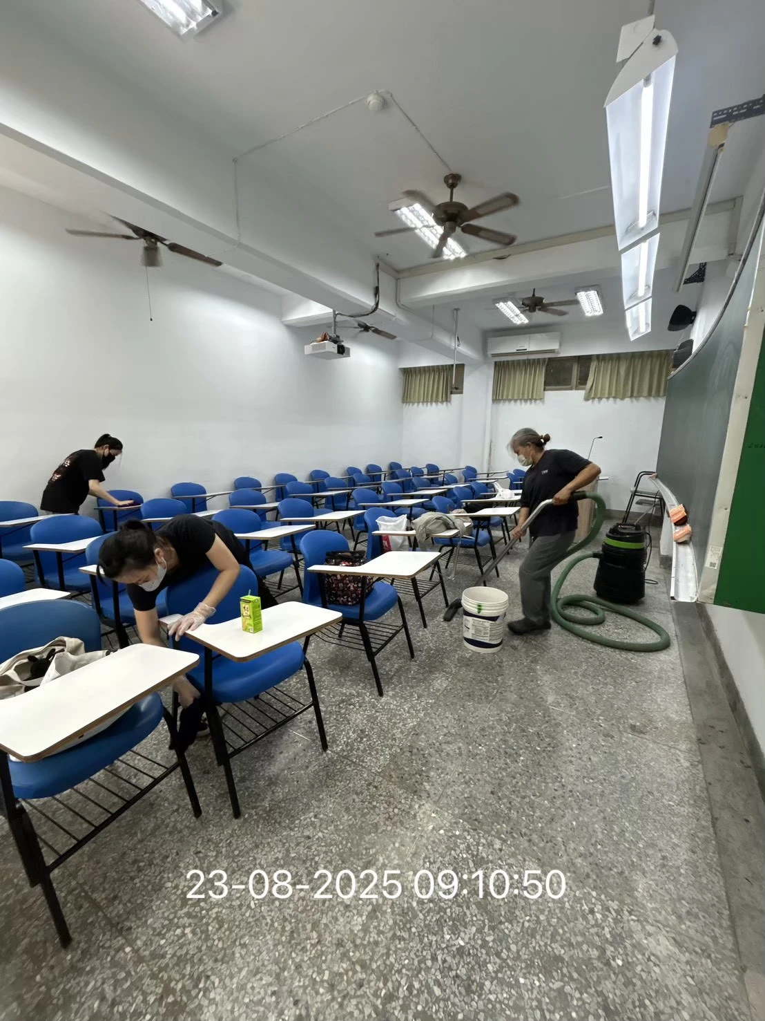 東海大學教室清潔維護