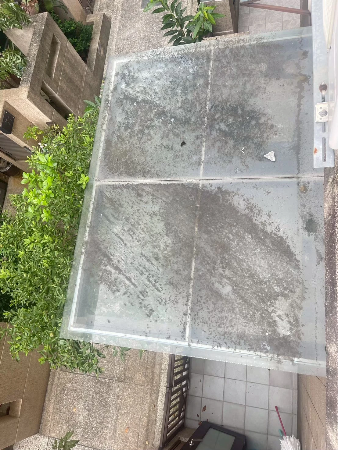 採光罩清潔