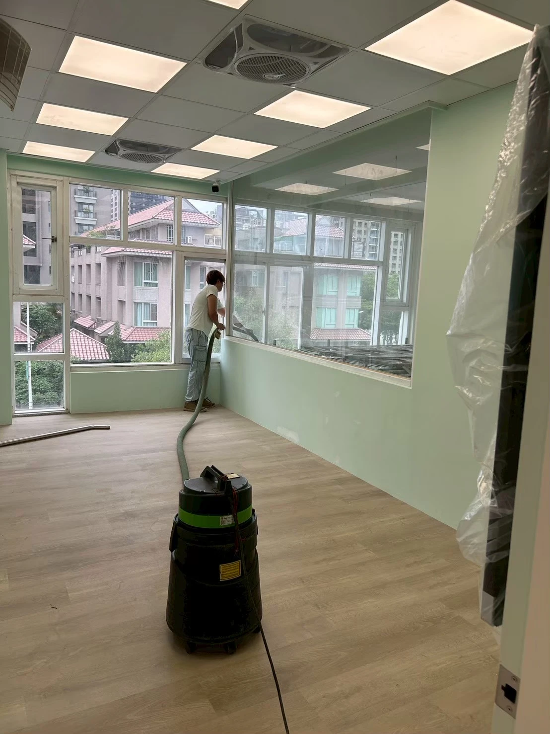 商業空間/台中市/北屯區/崇德十路/裝修後/細緻清潔
