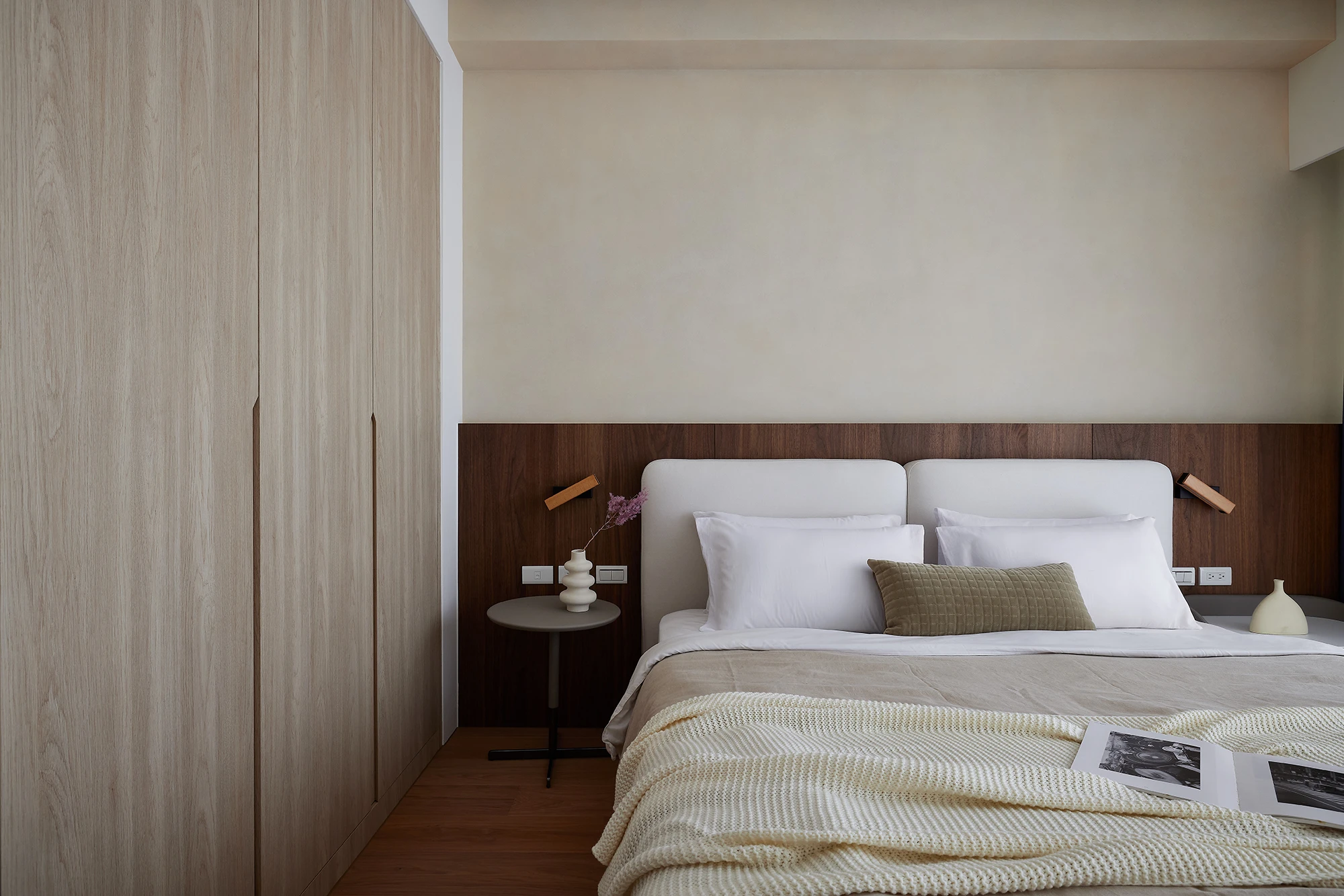 低調而溫潤的木質簡約小宅