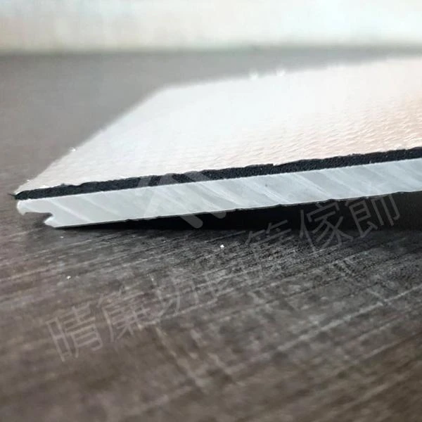 Spc滅菌同步紋+IXPE 卡扣式防水地板 A01-A06