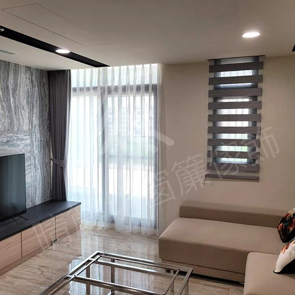 【仿麻遮光布】【仿麻白紗】【遮調光捲簾】【沙發背牆壁紙】【仿麻雙面遮光布】【塑膠壁紙】員林張陳先生獨棟透天住宅案