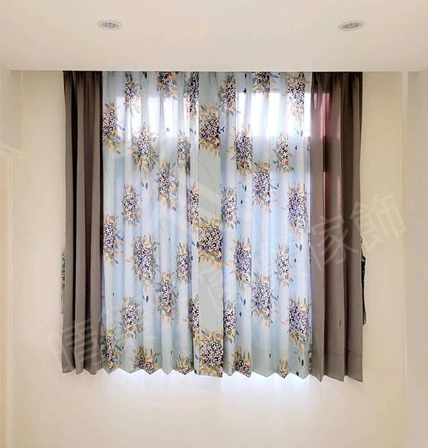 【麻織面調光捲簾】【燙金遮光布】【條紋窗紗】【雙重奏風琴簾】【進口窗紗】【素色遮光捲簾】【棉麻遮光布】【拼色印花遮光布】