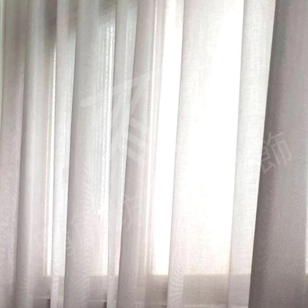 【耐磨塑膠地磚】【方塊地毯】【灰色亞麻窗紗】【3