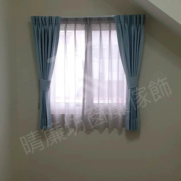 【SPC防水防蟲石塑地板】【半遮光窗簾布】【陶瓷砂塑膠耐磨地板】彰化市舊屋翻新住宅案