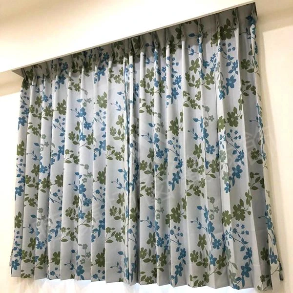 【遮調光捲簾】【全遮光窗簾】【方形藝術木軌】【印花半遮光窗簾布】【2.0塑膠地磚】大村透天住宅案