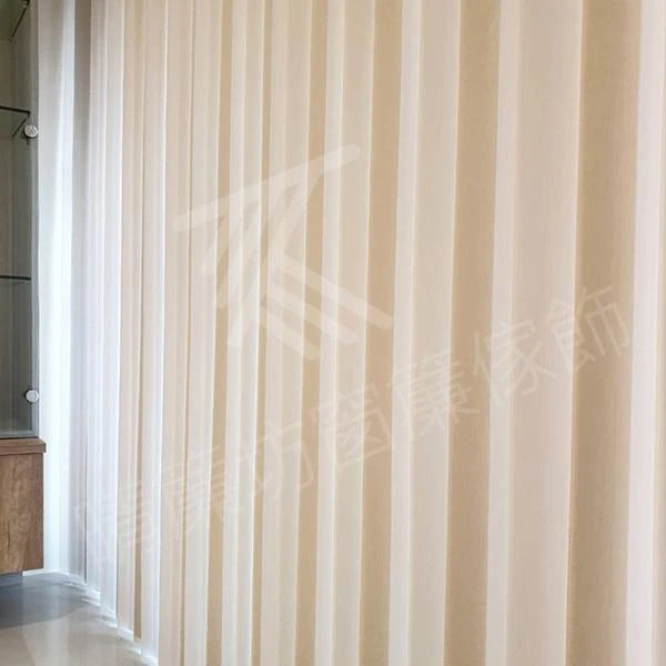 【凡賽斯柔紗簾】【遮調光捲簾】【仿亞麻背膠遮光捲簾】【仿麻面背膠全遮光窗簾】台中西屯區住宅案