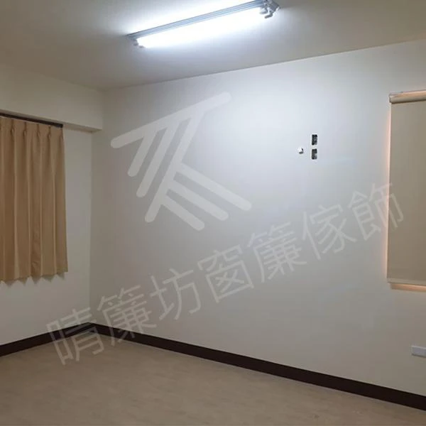 【印花、壓花遮光布】【遮光捲簾】【木軌】-黃公館住宅案完成