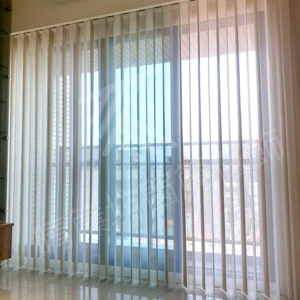 【凡賽斯柔紗簾】【遮調光捲簾】【仿亞麻背膠遮光捲簾】【仿麻面背膠全遮光窗簾】台中西屯區住宅案