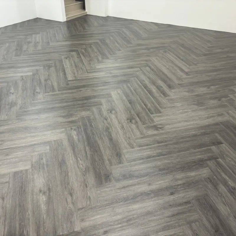 地板安裝需要多長時間？ PVC地板安裝｜台中PVC地板安裝