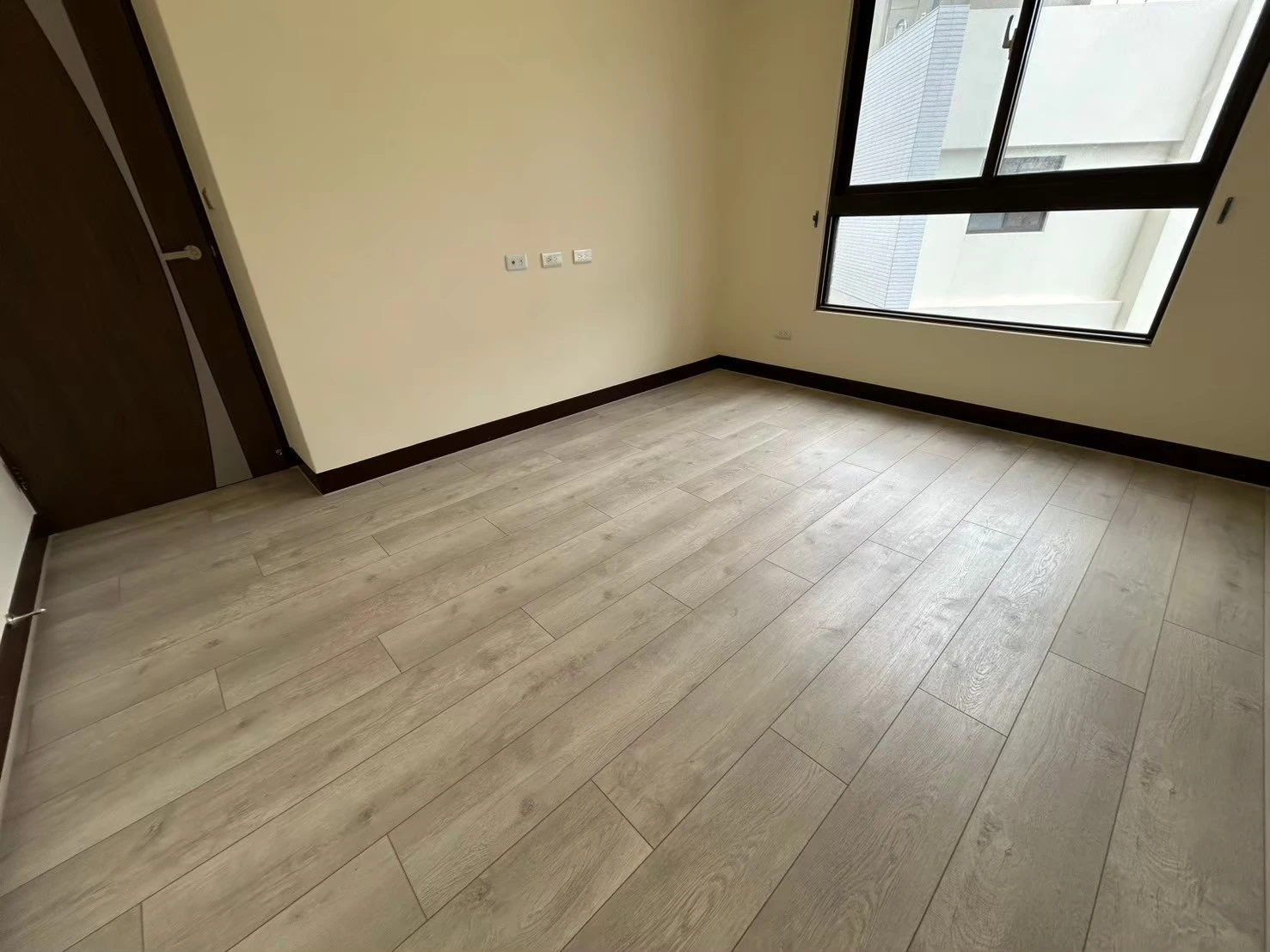 斗六微風city 3-3