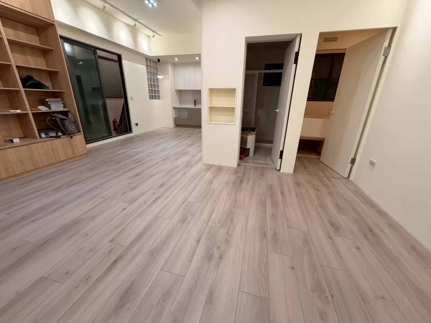 民雄樹院裡3F5 538 695 岩灰