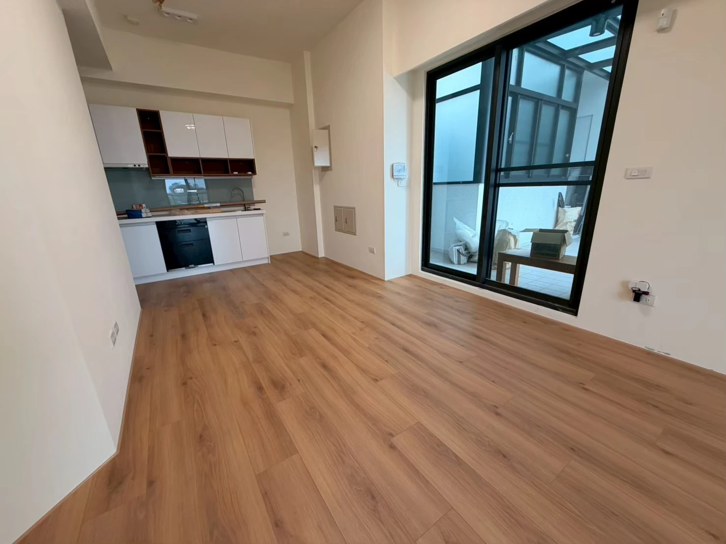 民雄樹院裡3F3 538 692 橡木