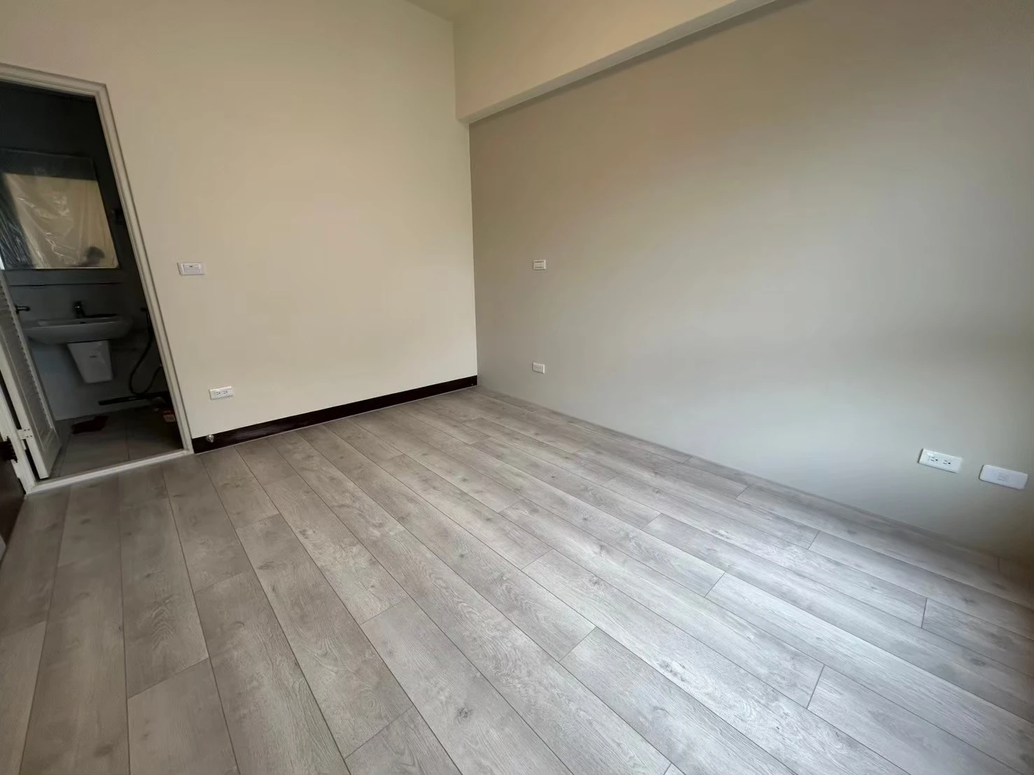 斗六微風city 3-3