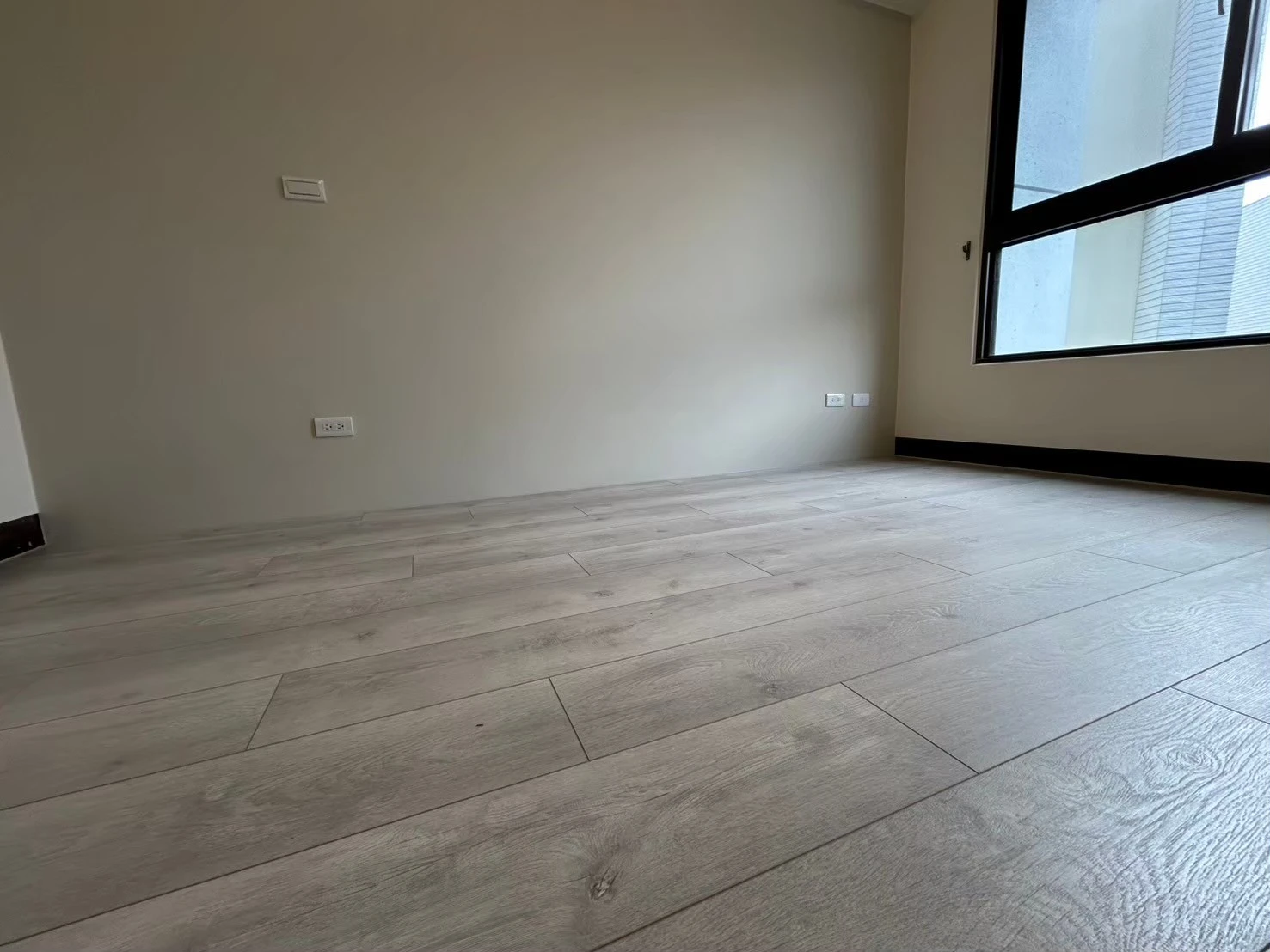 斗六微風city 3-3