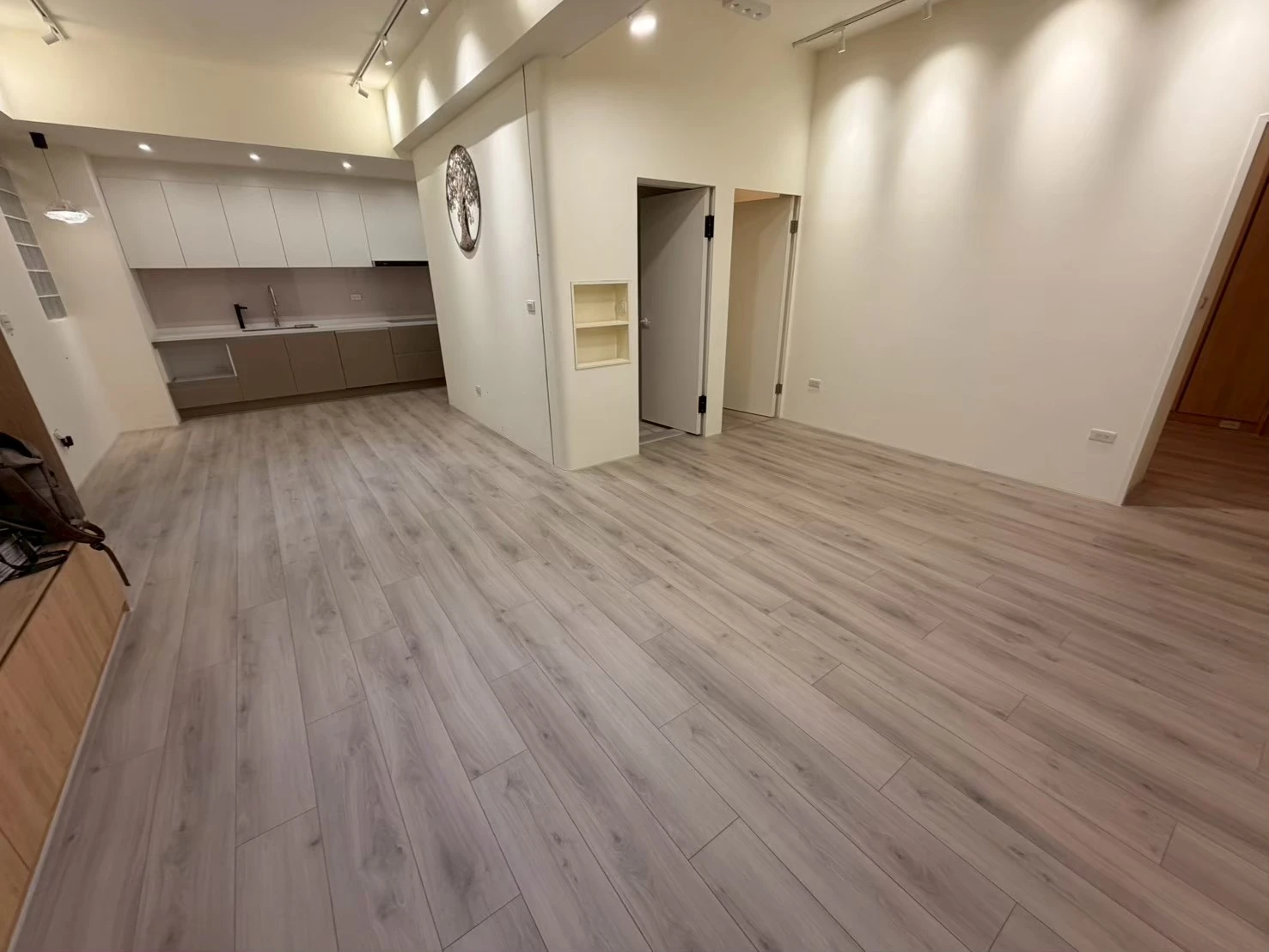 民雄樹院裡3F5 538 695 岩灰