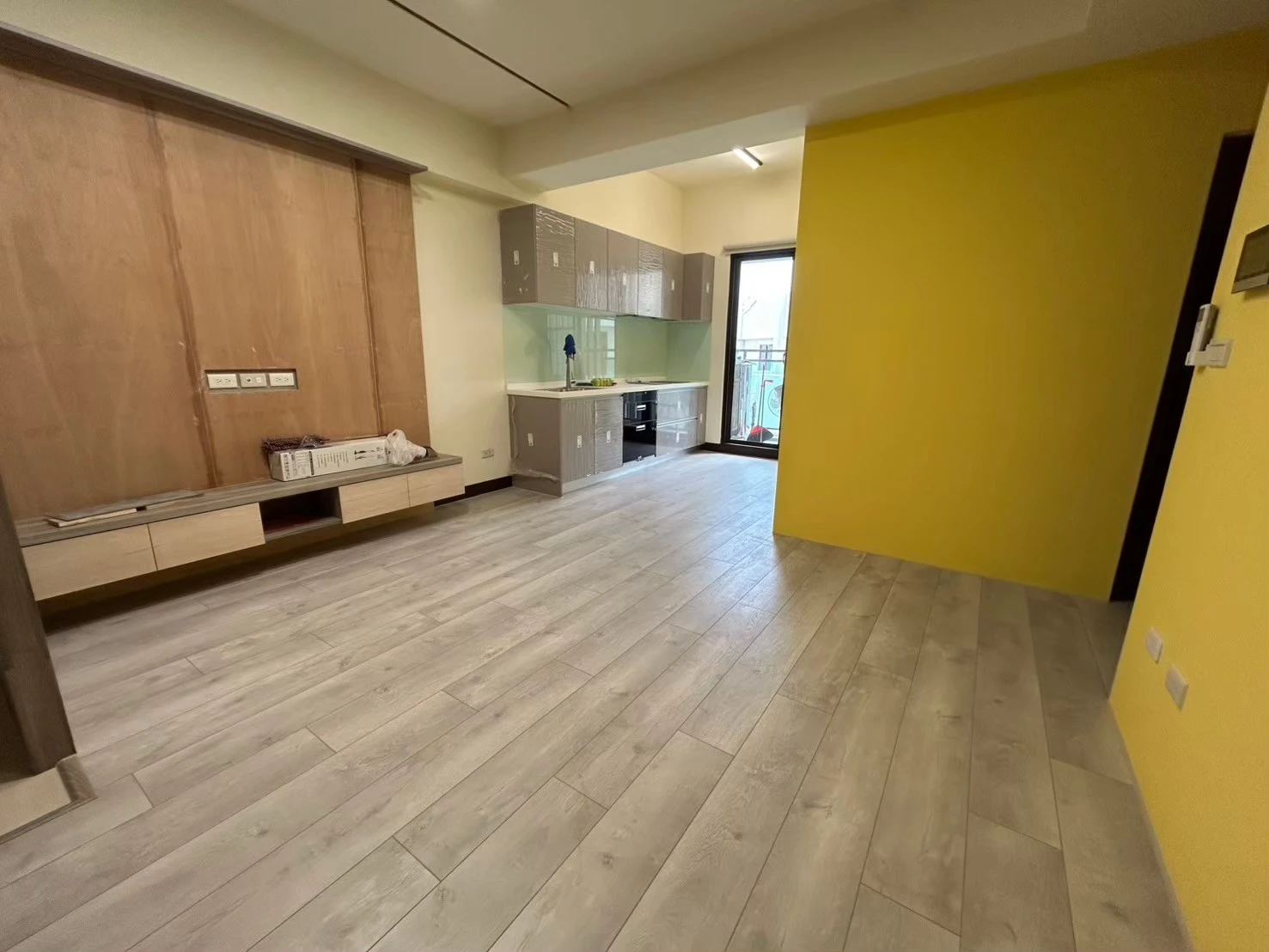 斗六微風city 3-3