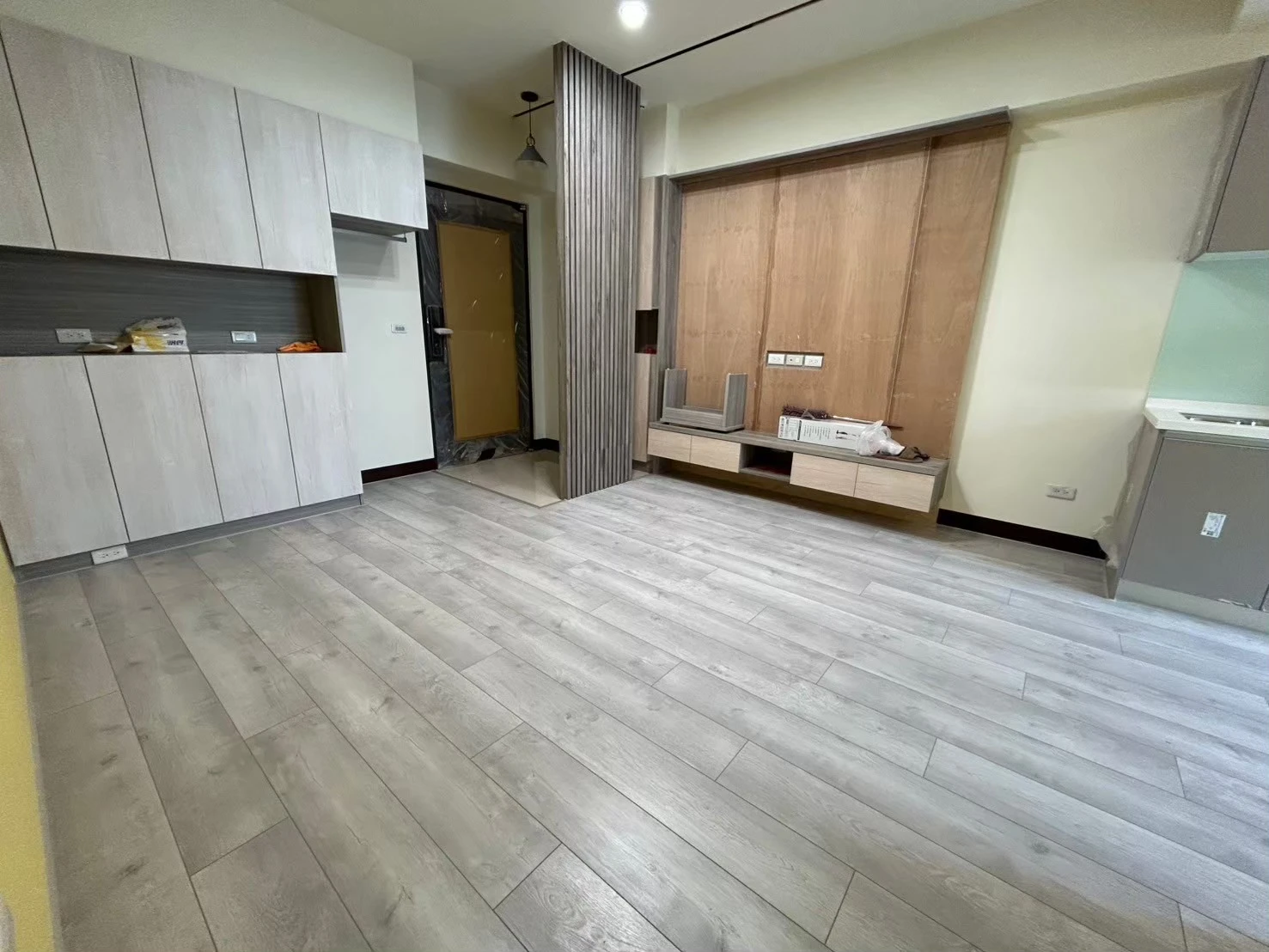 斗六微風city 3-3