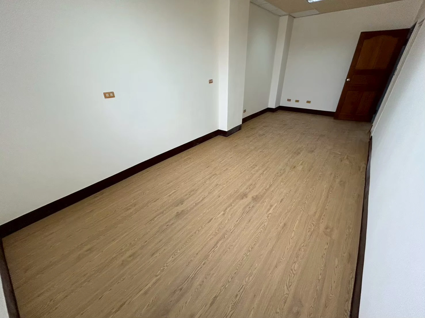 松宏 斗六五樓代工