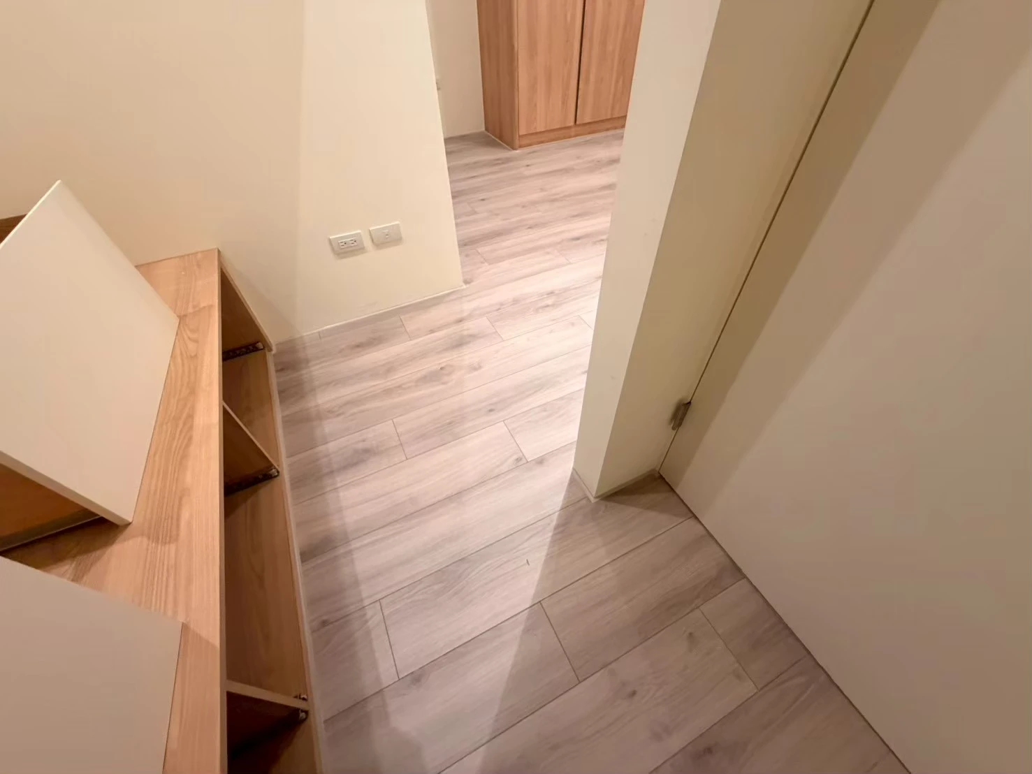 民雄樹院裡3F5 538 695 岩灰