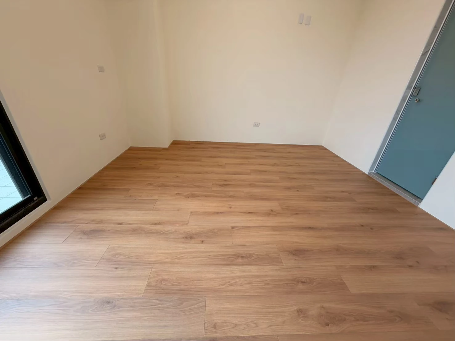 民雄樹院裡3F3 538 692 橡木