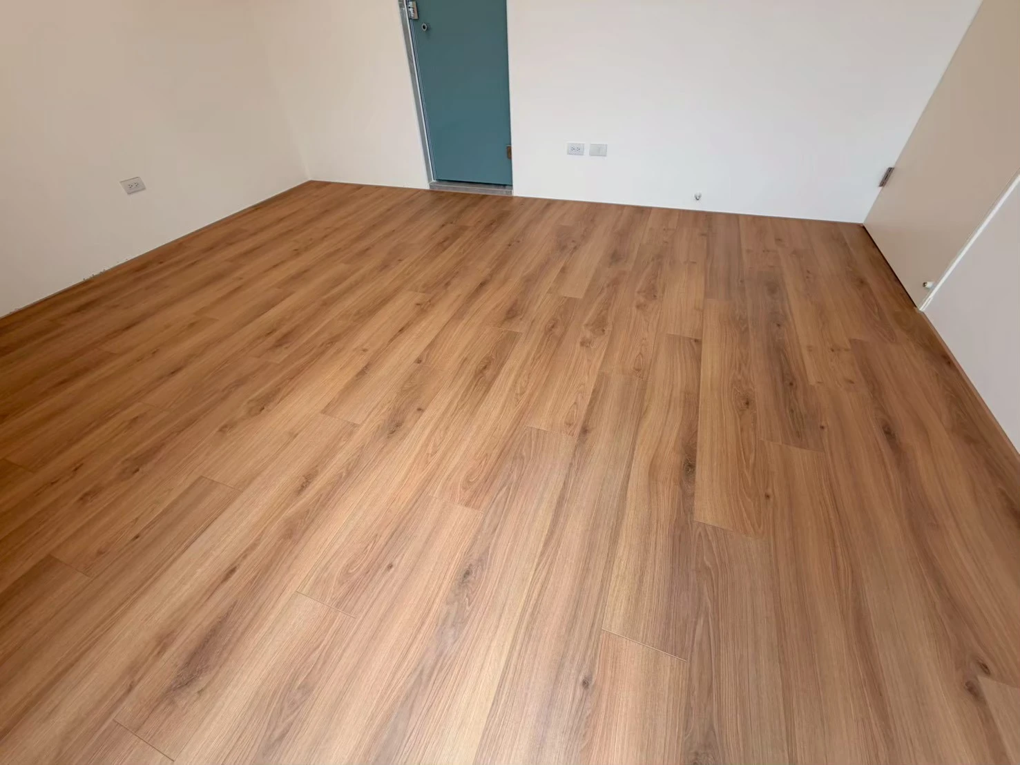 民雄樹院裡3F3 538 692 橡木